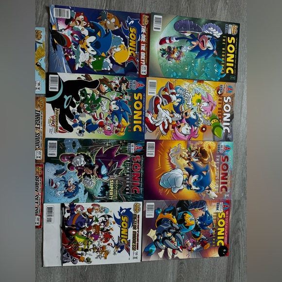 Sonic  Comic Book Collection - Picture 3 of 6